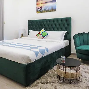 Oyo 860 Studio Apartment, Maya Tower 4, Jumeirah Village Triangle , Dubai Birleşik Arap Emirlikleri