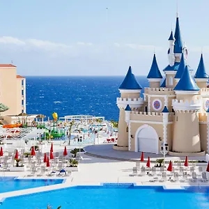 https://fantasia-bahia-principe-tenerife.in-canary-islands.com